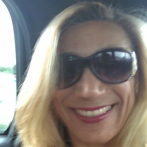 Meet your Posher, Elisa